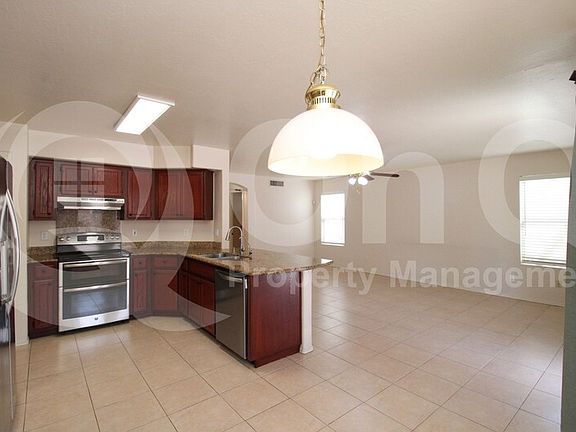 4th image of 4861 W Harrison St
