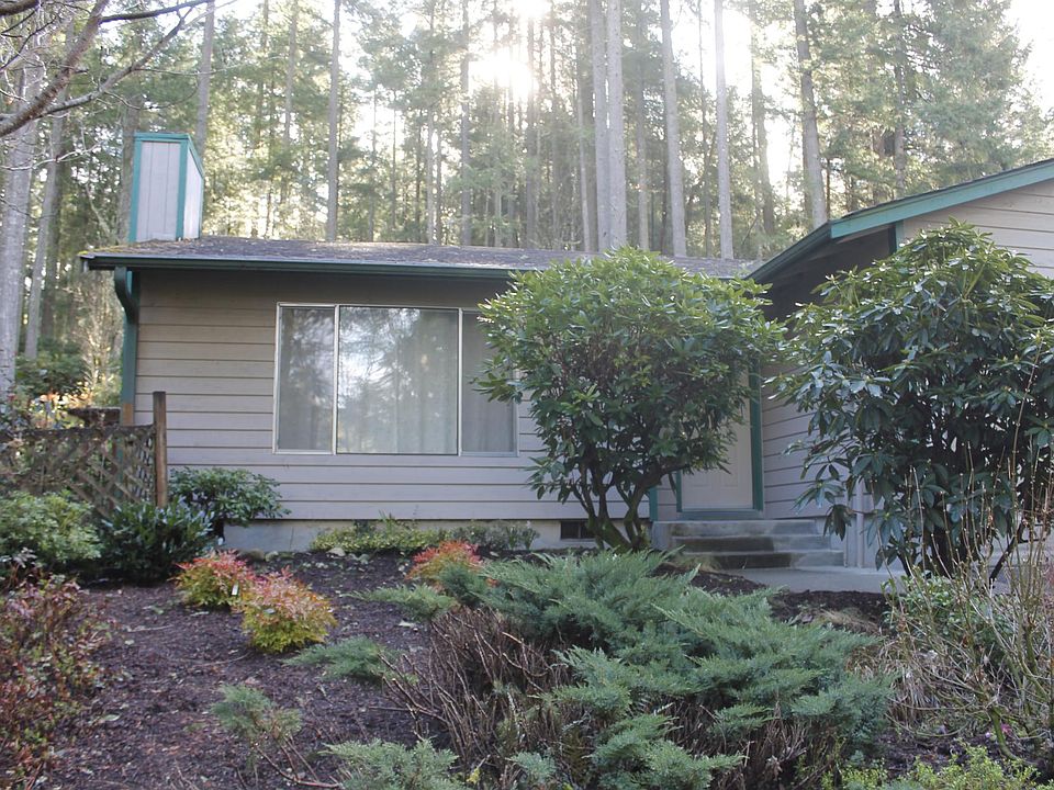 Enjoy the recently landscaped and easy to maintain front yar