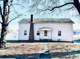 129 S Mount Vernon Ave, Loudonville, OH 44842
