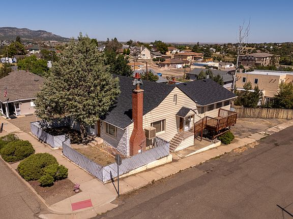 5th image of 814 S Ash St