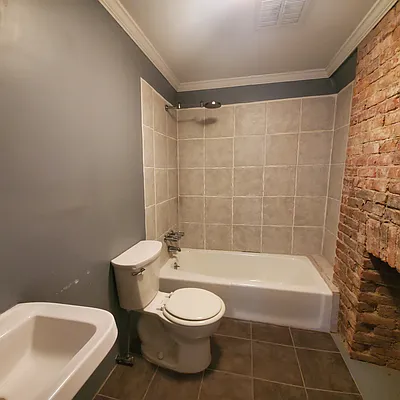 Rented by Green Home NY Realty LLC | media 20