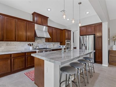 1928 Canvas Edge Dr, Las Vegas, NV, 89044