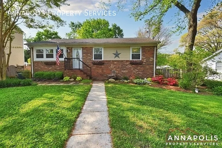 957 highpoint drive — Photo 1