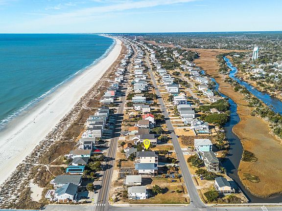 5th image of 3724 E Beach Drive