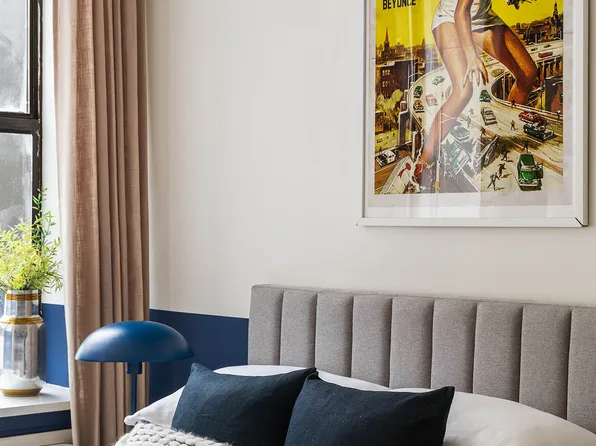 260 West Broadway image 23 of 27