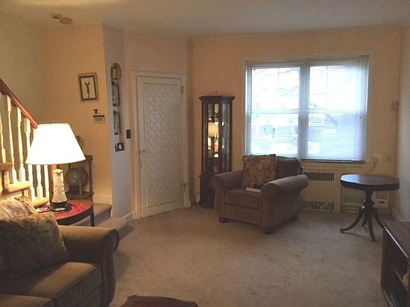 5th image of 2158 E 28th St
