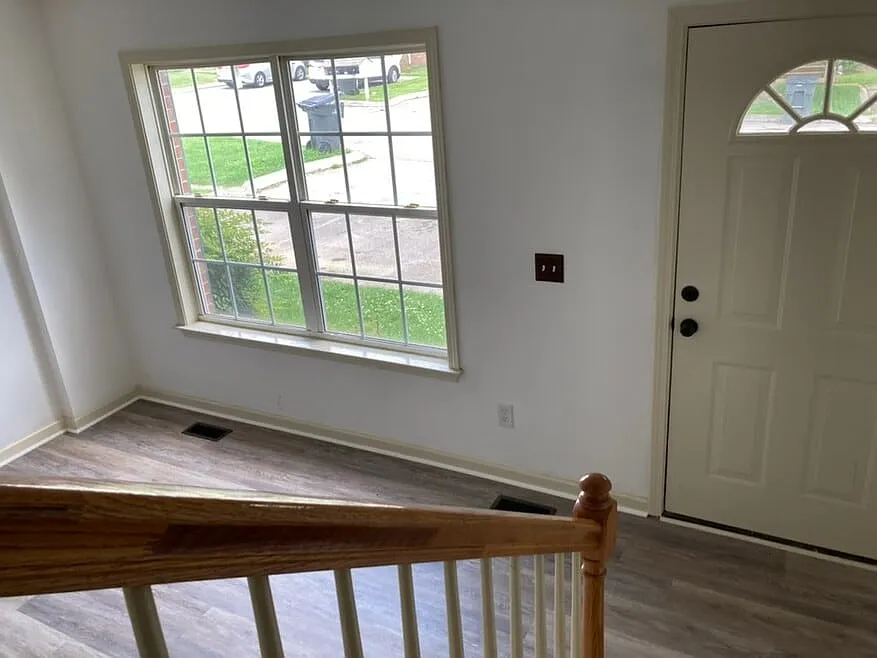 2 bed, 1.5 bath, 1100 sqft, $1,495 — Photo 3