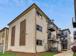 6839 N Northwest Hwy APT 3A, Chicago, IL 60631