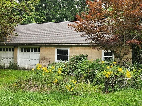 4th image of 2543 McMackin Rd