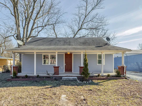 511 Oakdale St, Manchester, TN 37355