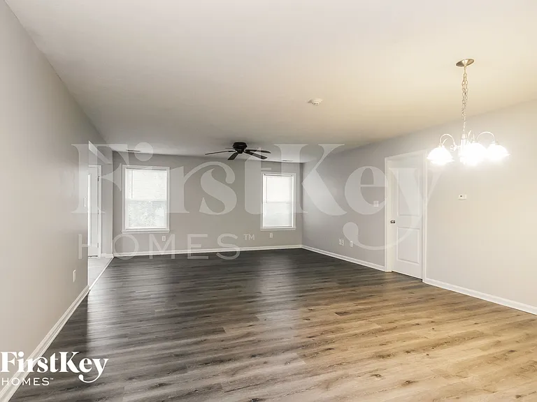 5602 Wild Horse Dr — Photo 3