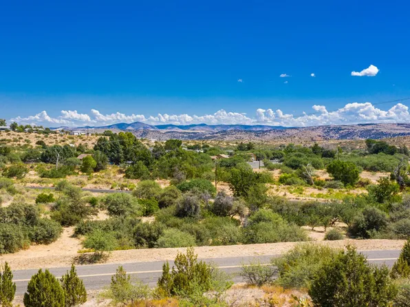 20745 E Fremont Dr, Mayer, AZ 86333