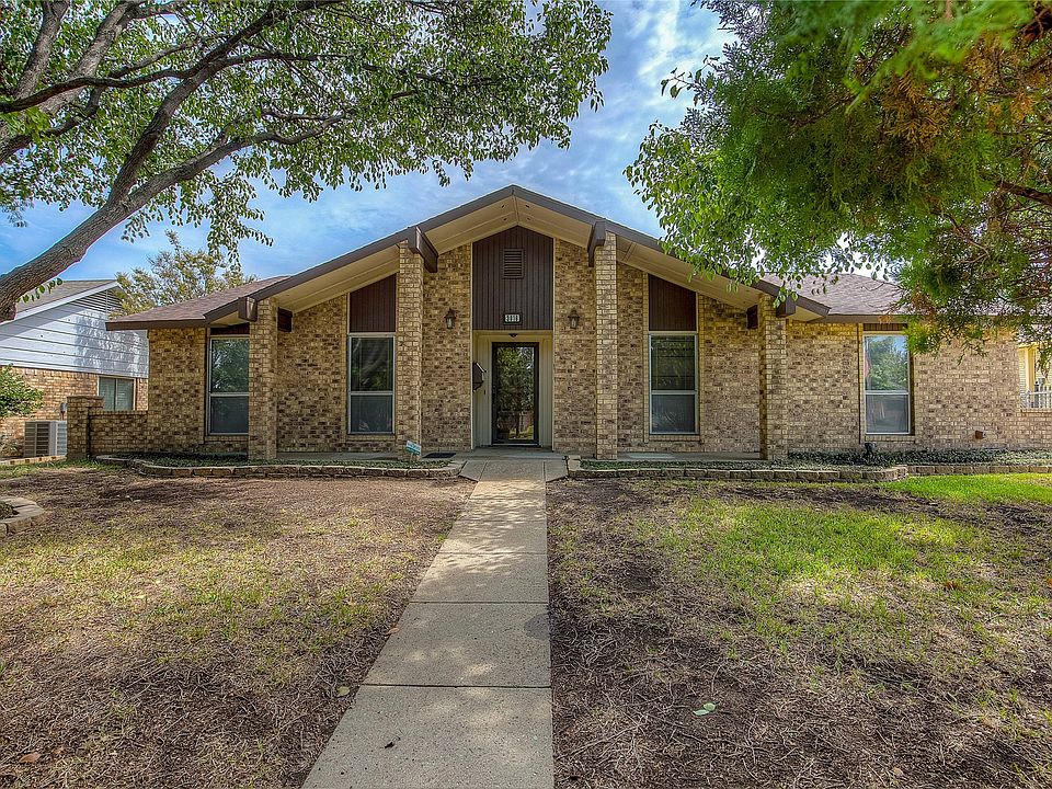 1st image of 3018 Berkshire Dr