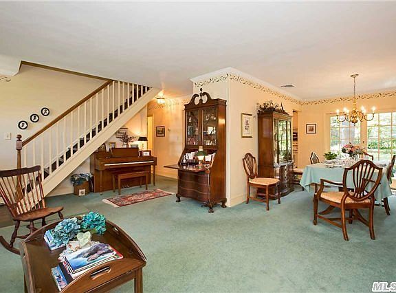 3rd image of 18 Curlin Ln