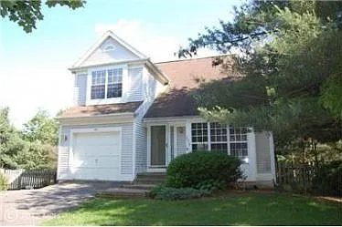 356 Deerpath Ave SW photo 1