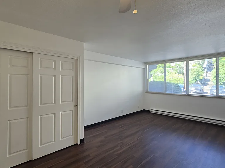 University View Apartments — Photo 3
