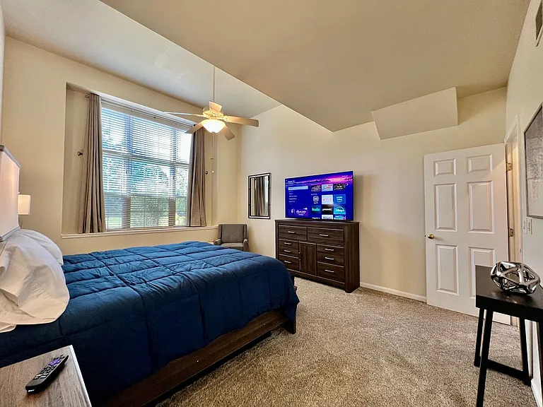 6608 Rosemont Ln — Photo 49