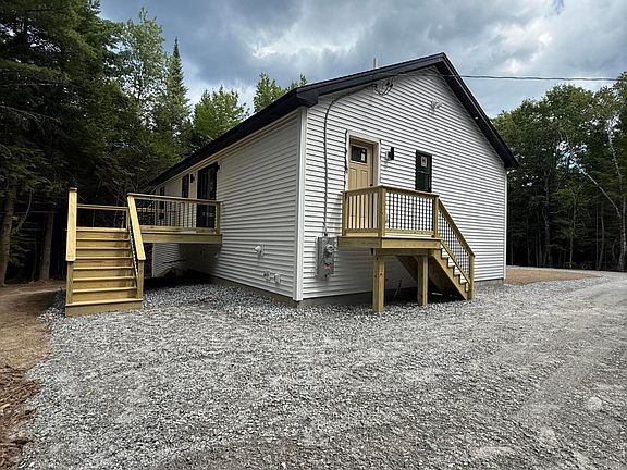 3rd image of 18 Jameson Drive