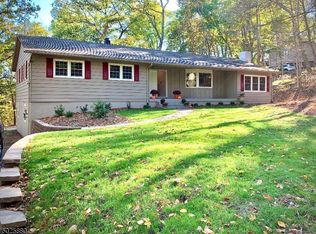 14 Crows Nest Rd, Byram Township, NJ 07821