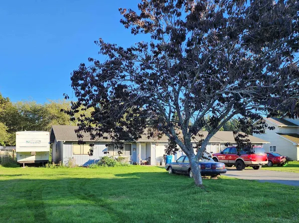 3543 Movie Ln, Crescent City, CA 95531