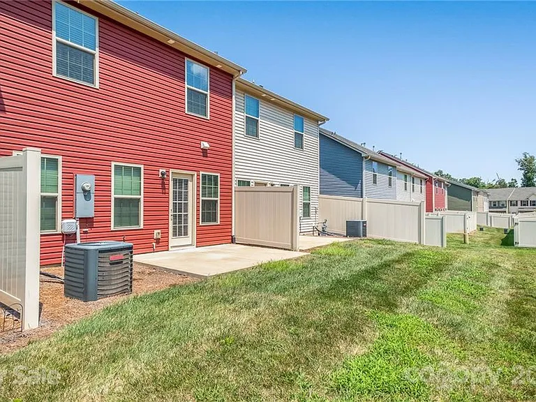 11053 Telegraph Rd NW — Photo 23