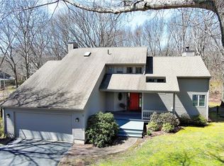 1130 South Rd, South Kingstown, RI 02879