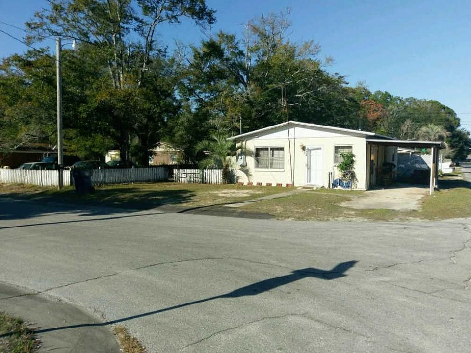 2nd image of 1615 E 7th Plz