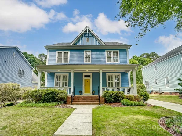 412 Sophia Ct, Fort Mill, SC 29708