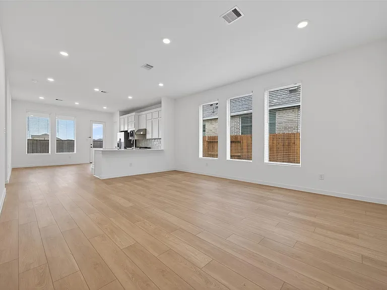 16315 Mesquite Field Dr — Photo 9