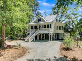 8723 Raccoon Island Rd, Edisto Island, SC 29438