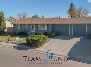 3021 Ridgecrest Dr, Casper, WY 82604