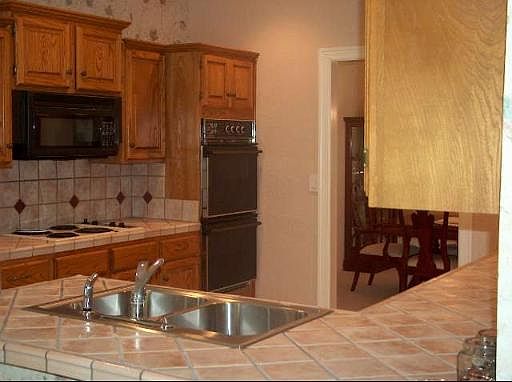3rd image of 2438 BLUE QUAIL DR