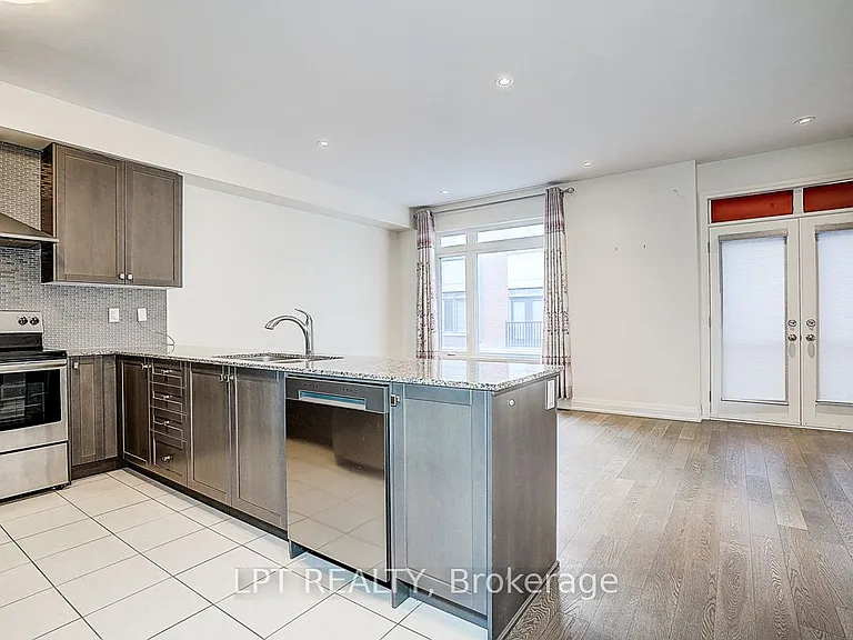 84 William Saville St — Photo 9