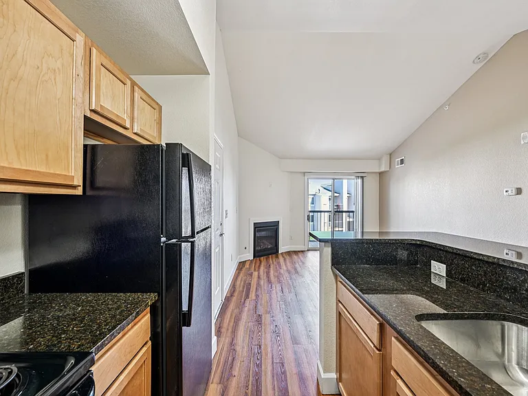Hunter's Run Apartments — Photo 48