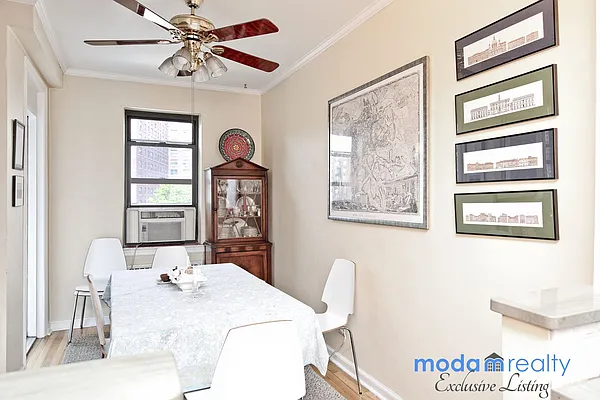 Sold by Moda Realty | media 3