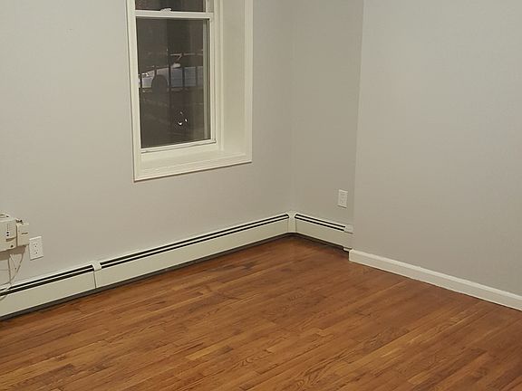 2nd image of 298 Johnston Ave APT 1
