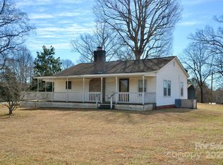 7311 Dogwood Ln, Kannapolis, NC 28081