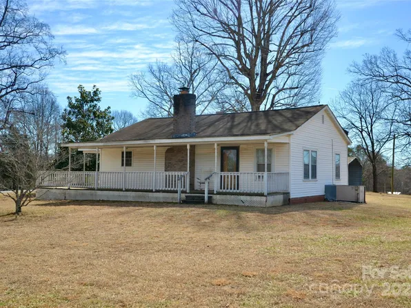 7311 Dogwood Ln, Kannapolis, NC 28081