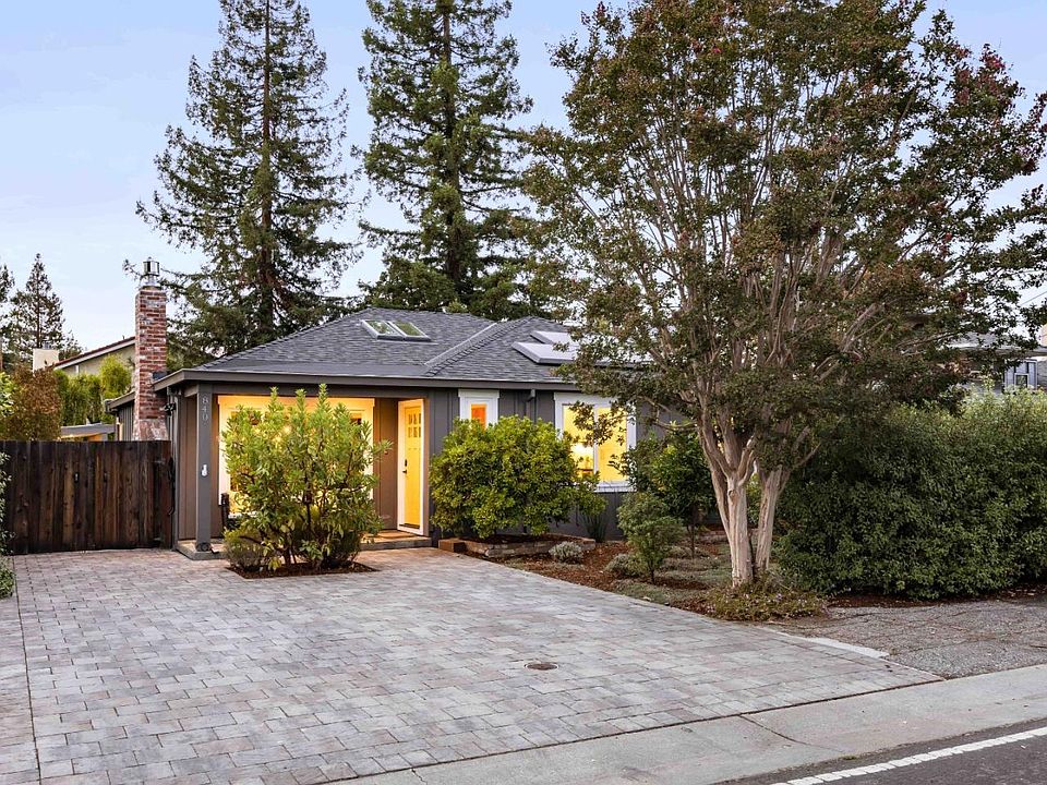1st image of 840 Matadero Ave
