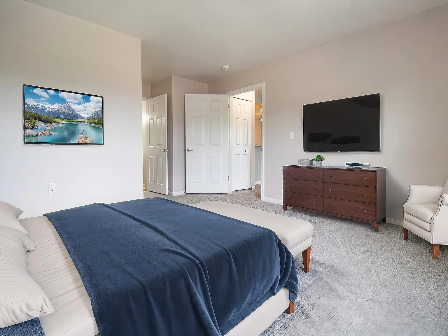 Silver Creek Apartments — Photo 3
