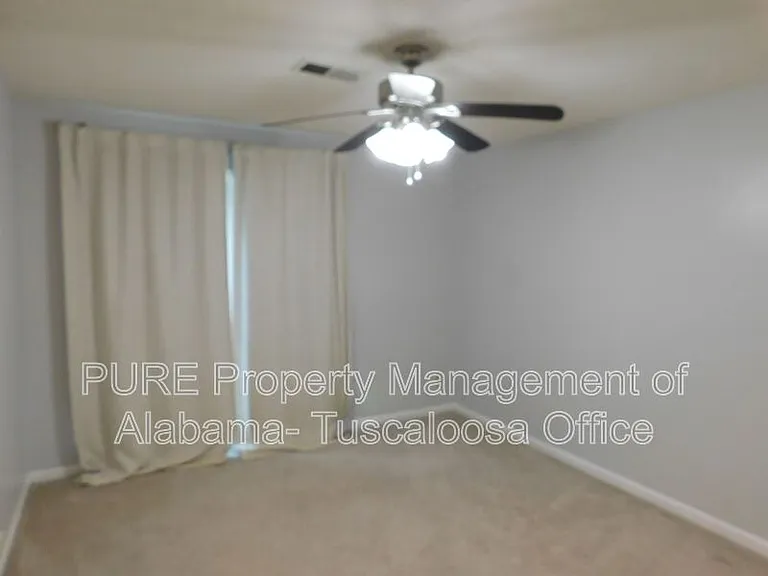 1213 Heritage Ln — Photo 23