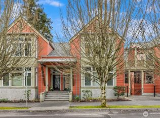325 Winslow Way W UNIT 201, Bainbridge Island, WA 98110