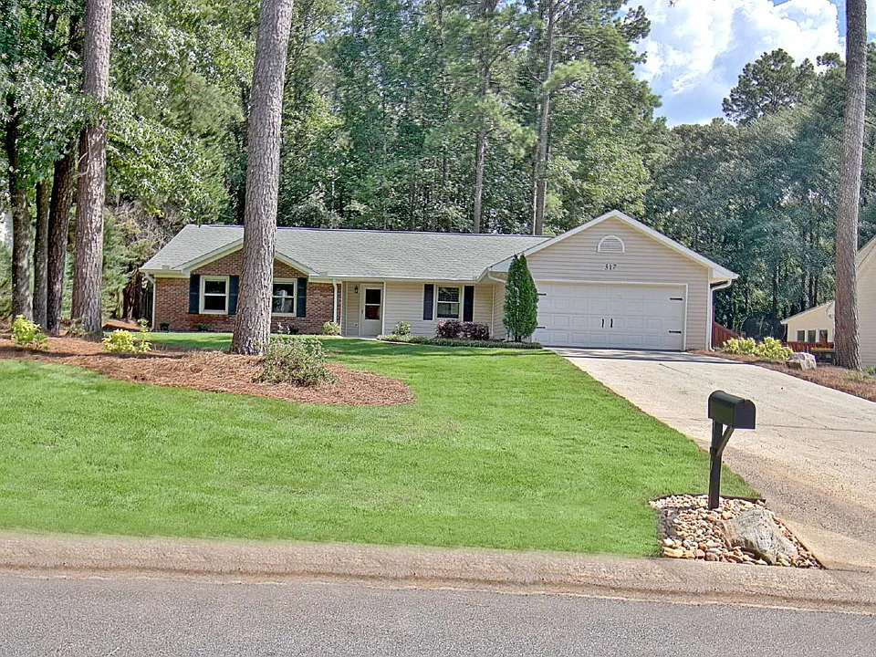 317 Summer Pl