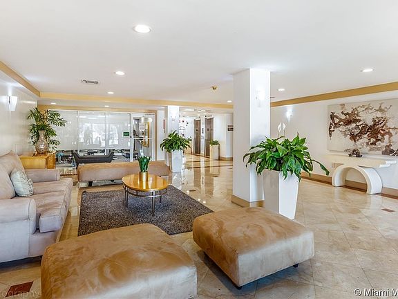 4th image of 1455 N Treasure Dr APT 6F