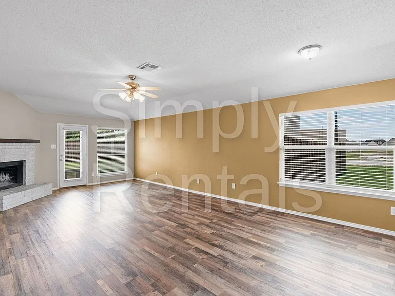 6915 Justin Ln — Photo 14