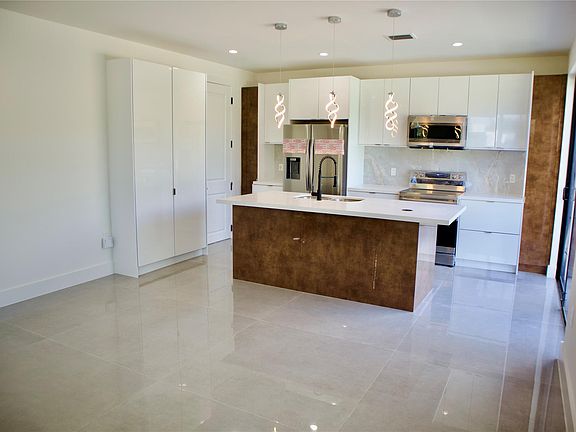 4th image of 1296 NE 35th Street #1296