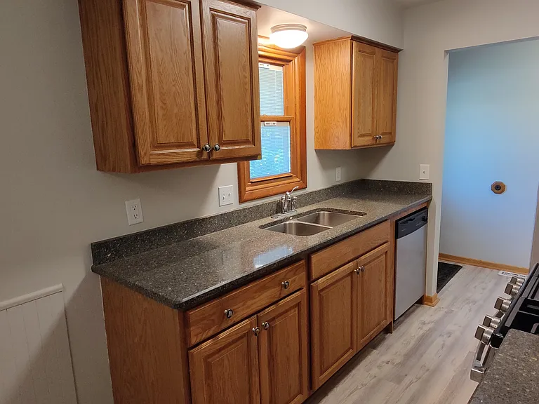 16699 Galena Ave — Photo 28