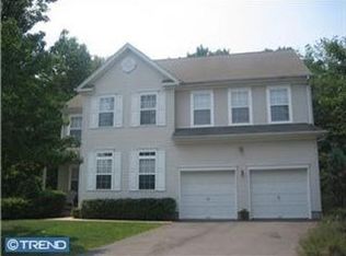 8 Carlton Cir, Princeton, NJ 08540