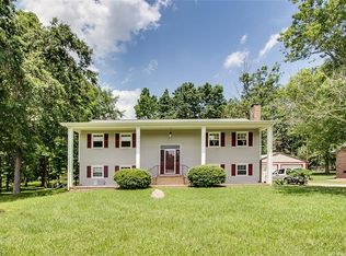 5512 Grove Forest Dr, High Point, NC 27263