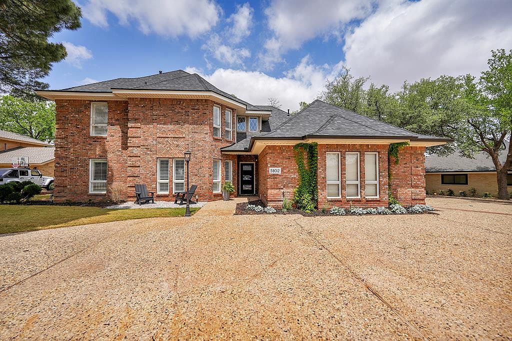 5102 Teakwood Trce